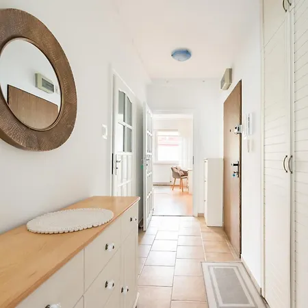 Apartmán Mysliborska 2-bedroom Varšava