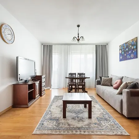 Apartmán Mysliborska 2-bedroom Varšava